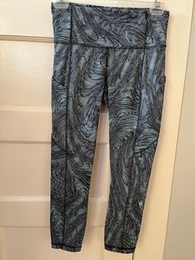 Lululemon High-Waist Printed Performance Leggings - Blue Gray